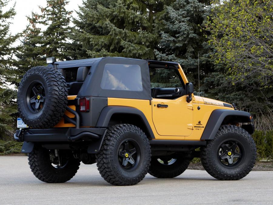  Jeep Wrangler Traildozer Concept 2012 года  (фото 7 из 15)